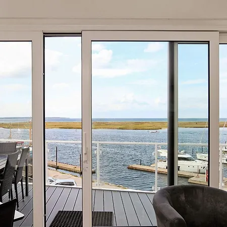 Apartamento 6 Person In *